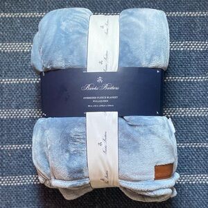 Brooks Brothers Oversized Fleece Blanket
